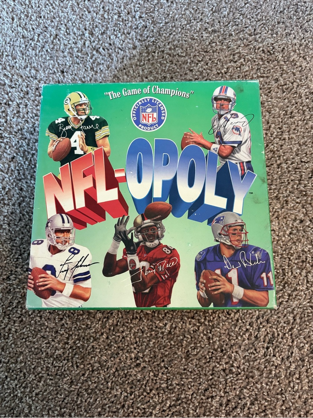 Vintage Complete Vintage NFL-OPOLY The Game of Champion Football Quarterback Clu